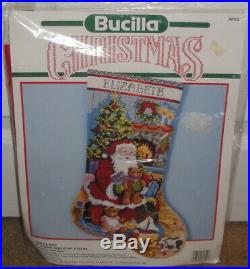 1990 VINTAGE BUCILLA NEEDLEPOINT CRAFT KIT Santa's Visit Stocking christmas
