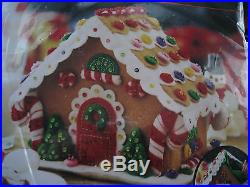 Bucilla FELT Applique Holiday Christmas Craft Kit, GINGERBREAD HOUSE, 85261,2005