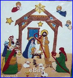 Bucilla PEACE ON EARTH Nativity Felt Christmas Manger Advent Calendar Kit 82017