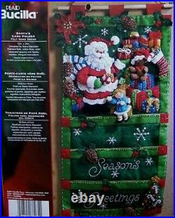 Bucilla SANTA GREETING CARD HOLDER Felt CHRISTMAS Wall Hanging Kit OOP RARE