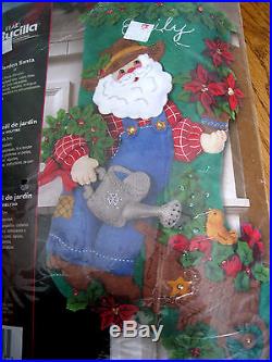 Christmas Bucilla Felt Applique Holiday Stocking Craft Kit, GARDEN SANTA, 85428,18