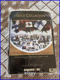 Christmas Dimensions GOLD Counted Tree Skirt KIT, SKATER'S VILLAGE, 45,8641, NEW