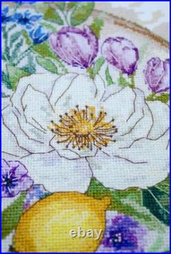 Counted Cross Stitch Kit Floral myt Holiday Craft Gift Idea