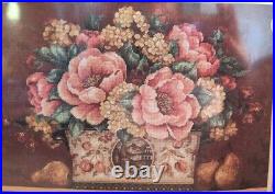 DIMENSIONS THE GOLD COLLECTION Peony Tapestry 20019 New Unopened 18x 14 Floral