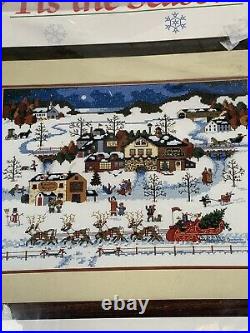 Dimensions Christmas Tis The Season Counted Cross Stitch Kit