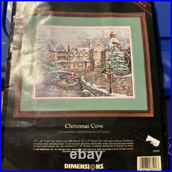 Dimensions GOLD Cross Stitch KIT CHRISTMAS COVE Valente 8494 USA 1996 Scene