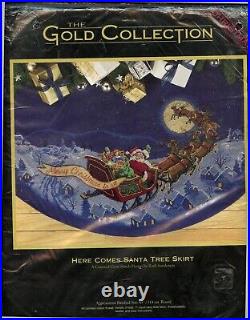 Dimensions Gold Collection Tree Skirt Counted Cross Stitch Here Comes Santa NEW
