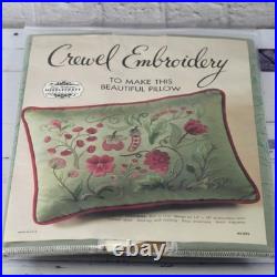 Elsa Williams Vintage Crewel Embroidery Kit Saybrook Pillow Jacobean Floral Vine