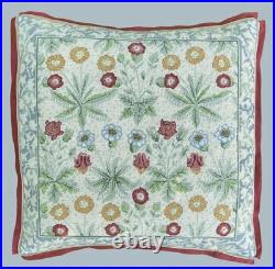Glorafilia Daisies in the Garden Kit 18 Needlepoint Kit # 8020
