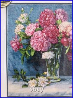 Mary's Bouquet Dimensions Gold Collection counted cross stitch kit 70-35295 Mary's Bouquet Dimensions Gold Collection counted cross stitch kit 70-35295