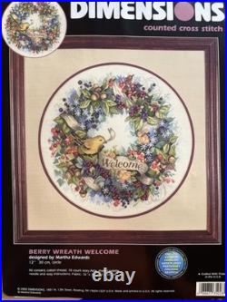 NEW Dimensions BERRY WREATH WELCOME Counted Cross Stitch Kit #35028 Sealed 2000