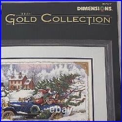 NEW Dimensions Roadster Santa Gold Collection 8707 Counted Cross Stitch 2003