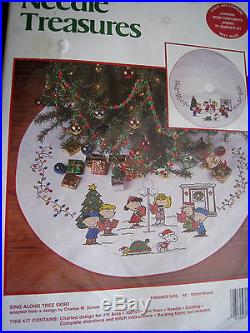 Needle Treasures Christmas Counted Tree Skirt KIT, SING ALONG, Schulz, Peanuts, 2853