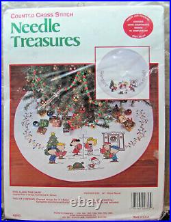Needle Treasures Counted Cross Stitch Kit PEANUTS Sing Along Tree Skirt 02853