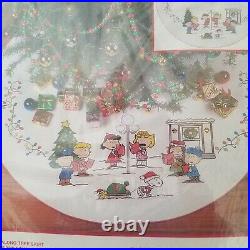 Needle Treasures Peanuts Sing Along Christmas Tree Skirt Cross Stitch Kit 2853