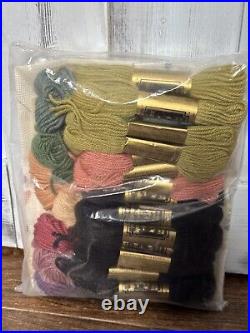 New GLORAFILIA 933 Victorian Circle Cross Stitch Kit Complete Floral VTG England