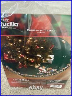 Plaid Bucilla Discontinued Christmas Cookies Felt Tree Skirt Kit 86149 HTF