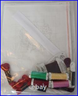 RARE David McCaskill Table Top Christmas Cube Musical Needlepoint Complete KIT