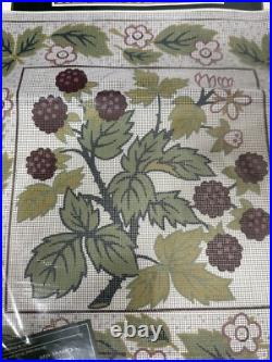 Royal School of Needlework Embroidery Floral Tapestry KIT 1631T 36X36 cm Design
