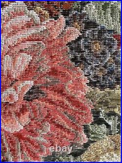 Tramme Tapestry/Needlepoint Kit #2956 Red flowers Wool Handmade Madeira Portugal
