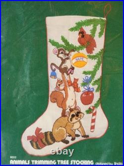 VTG DIMENSIONS Crewel Stitch CHRISTMAS STOCKING Kit- ANIMALS TRIMMING TREE 8022 VTG DIMENSIONS Crewel Stitch CHRISTMAS STOCKING Kit- ANIMALS TRIMMING TREE 8022