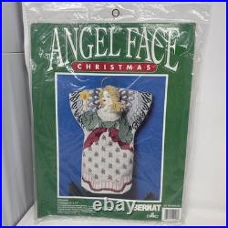 Vntge Bernat Angel Face Craft Kits Christmas Tree Topper Stockings Tissue Card
